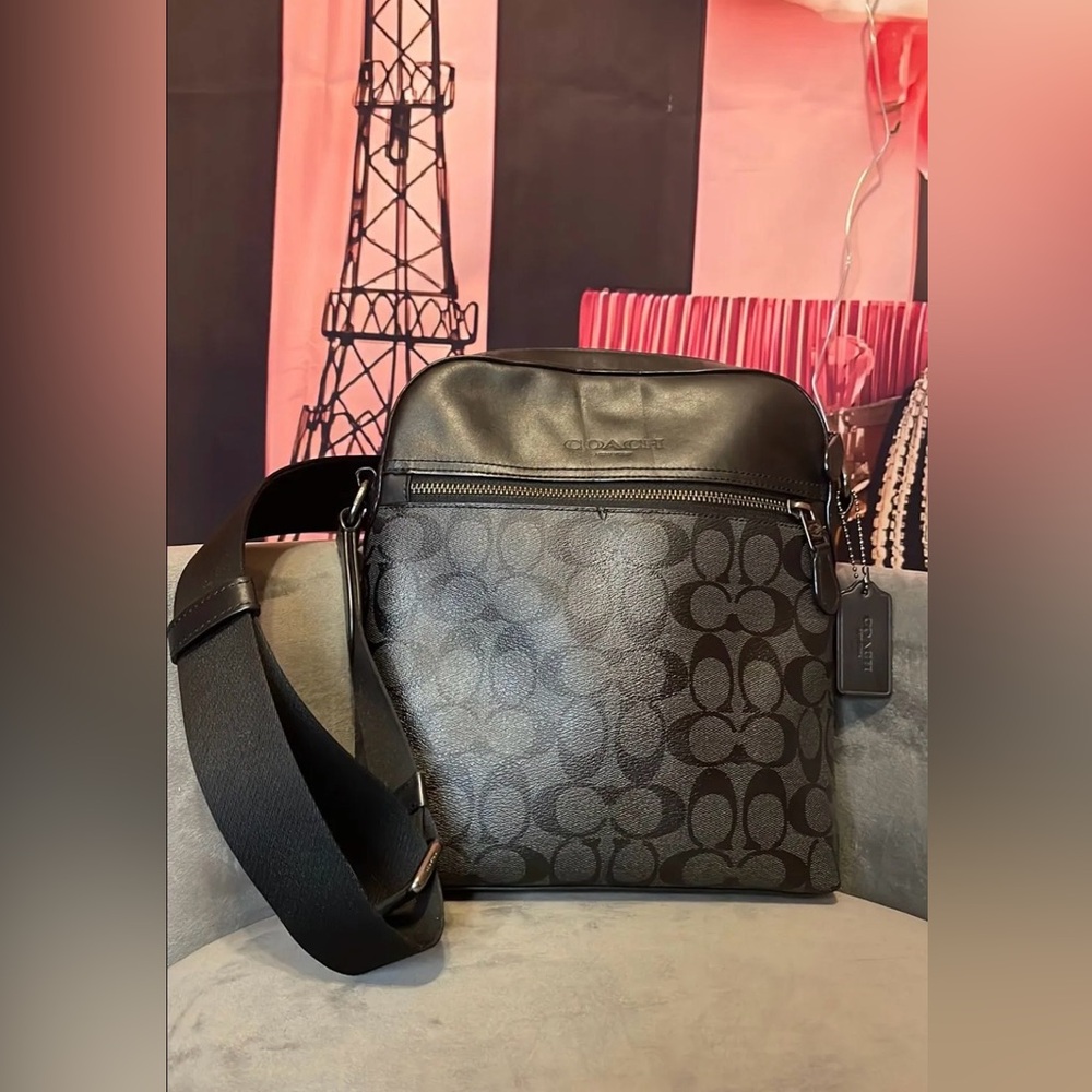 Coach Houston Flight Bag